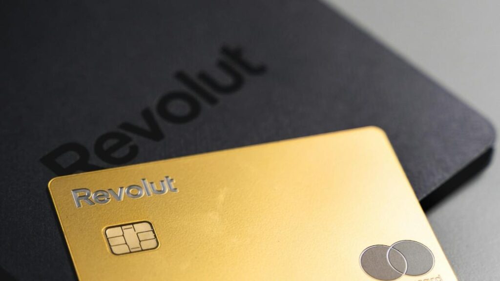 Revolut Card: Travel Benefits