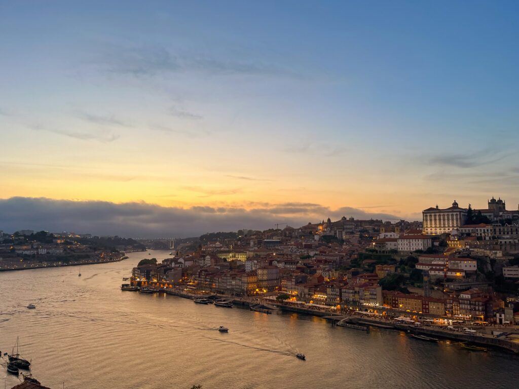 Jardim do Morro Sunset