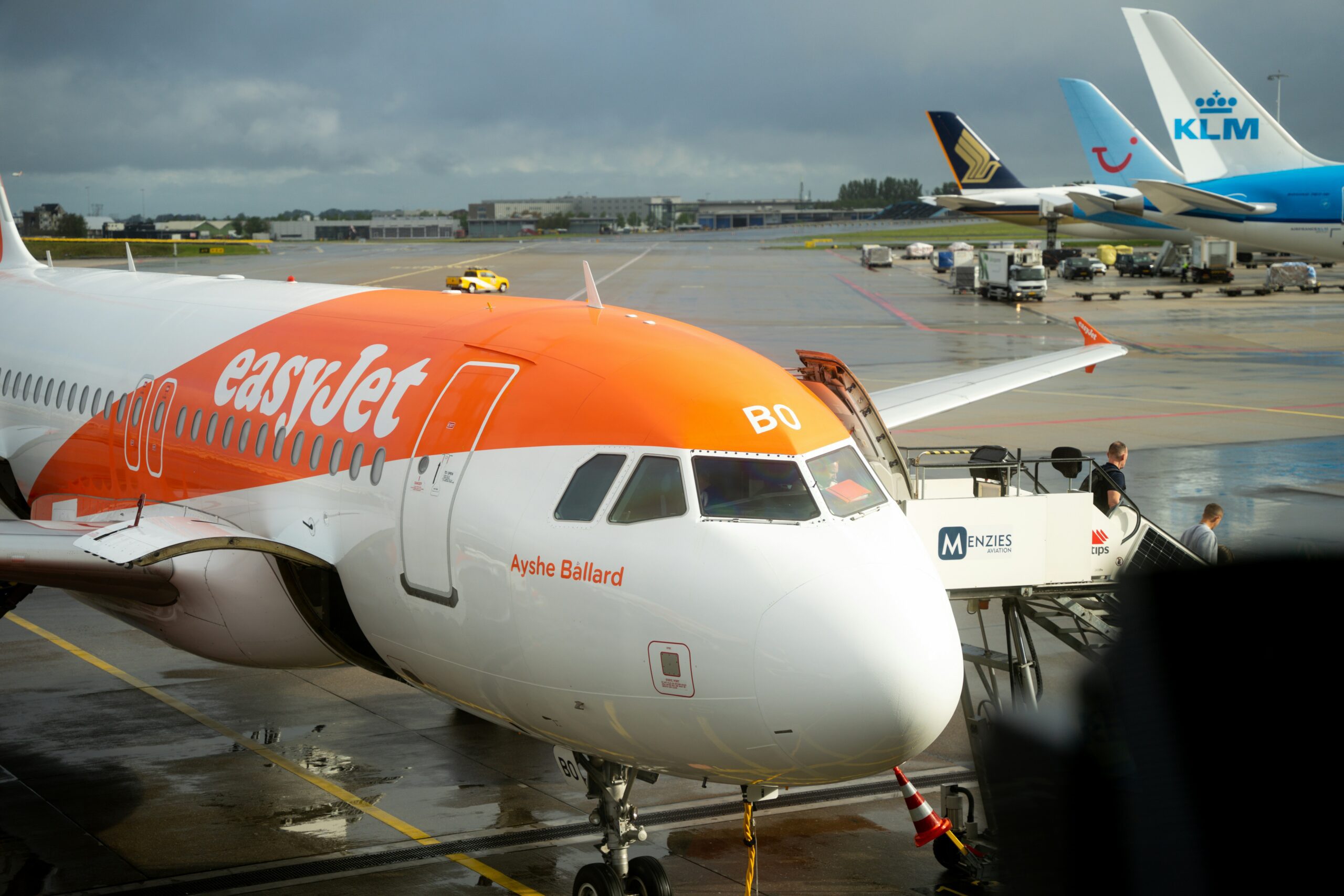 EasyJet Airbus A320 at airport gate